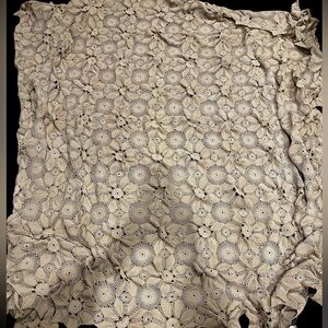 Crochet floral bedspread coverlet /table cloth